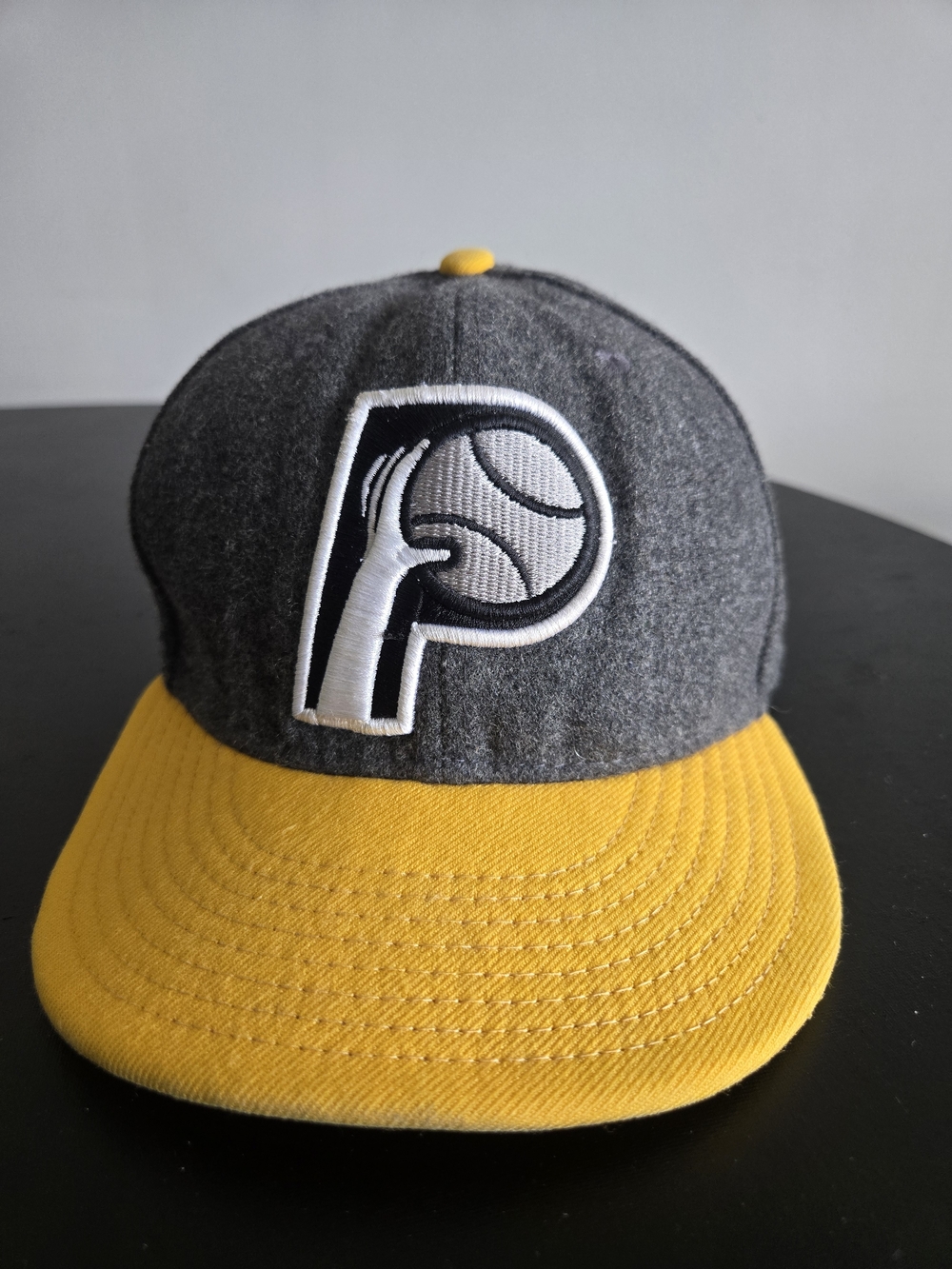 New Era 9FIFTY Indiana Pacers Hardwood Classics Snapback Hat M/L